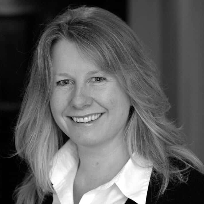 Fiona Mcgillivray BA