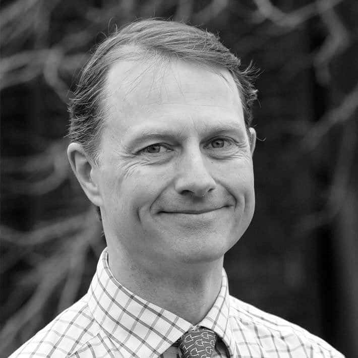 Rowan Allan BSc (Hons) MRICS FAAV